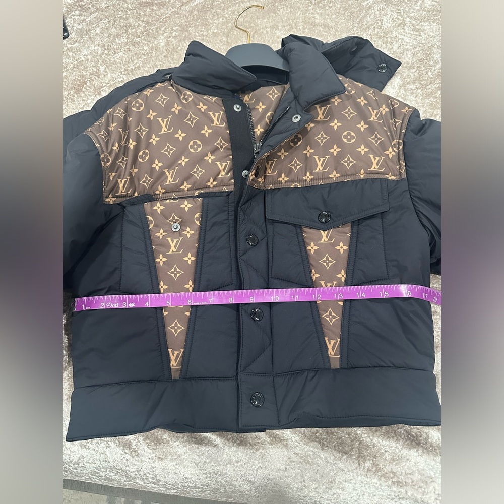 LOUIS VUITTON MONOGRAM ACCENT PADDED JACKET SOLD OUT - Picture 15 of 16